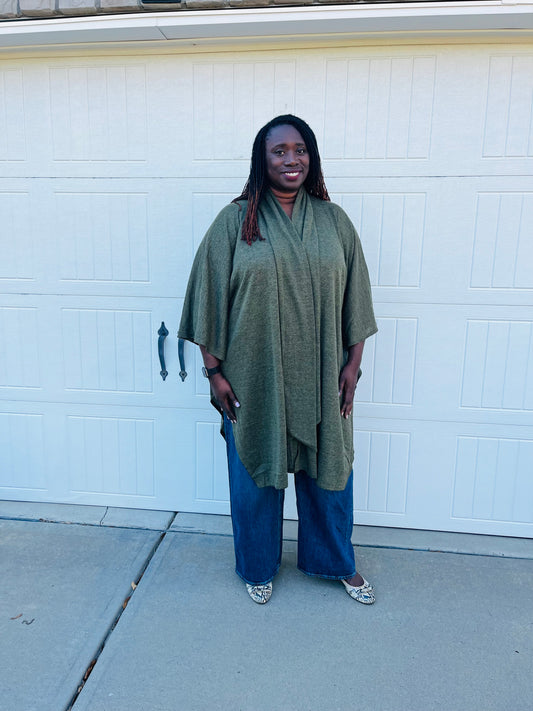 DRAPED PONCHO CAPE (plus)