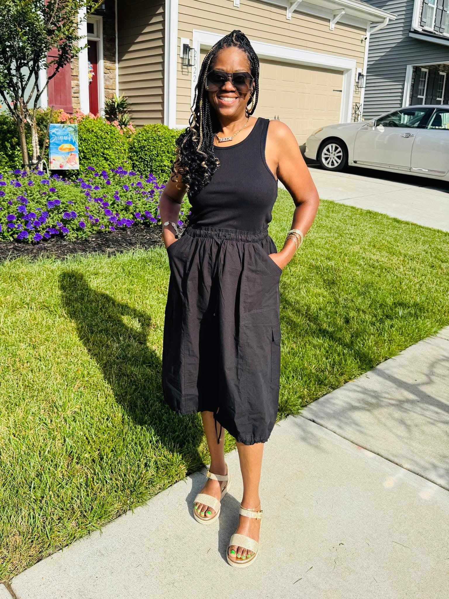 SLEEVELESS CARGO MIDI DRESS