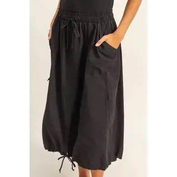 SLEEVELESS CARGO MIDI DRESS