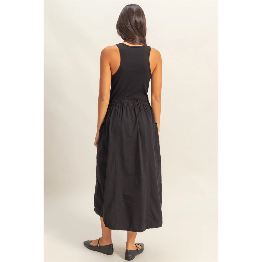 SLEEVELESS CARGO MIDI DRESS