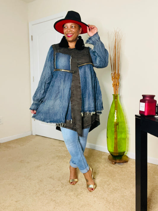 DISTRESSED OVERSIZED TUNIC