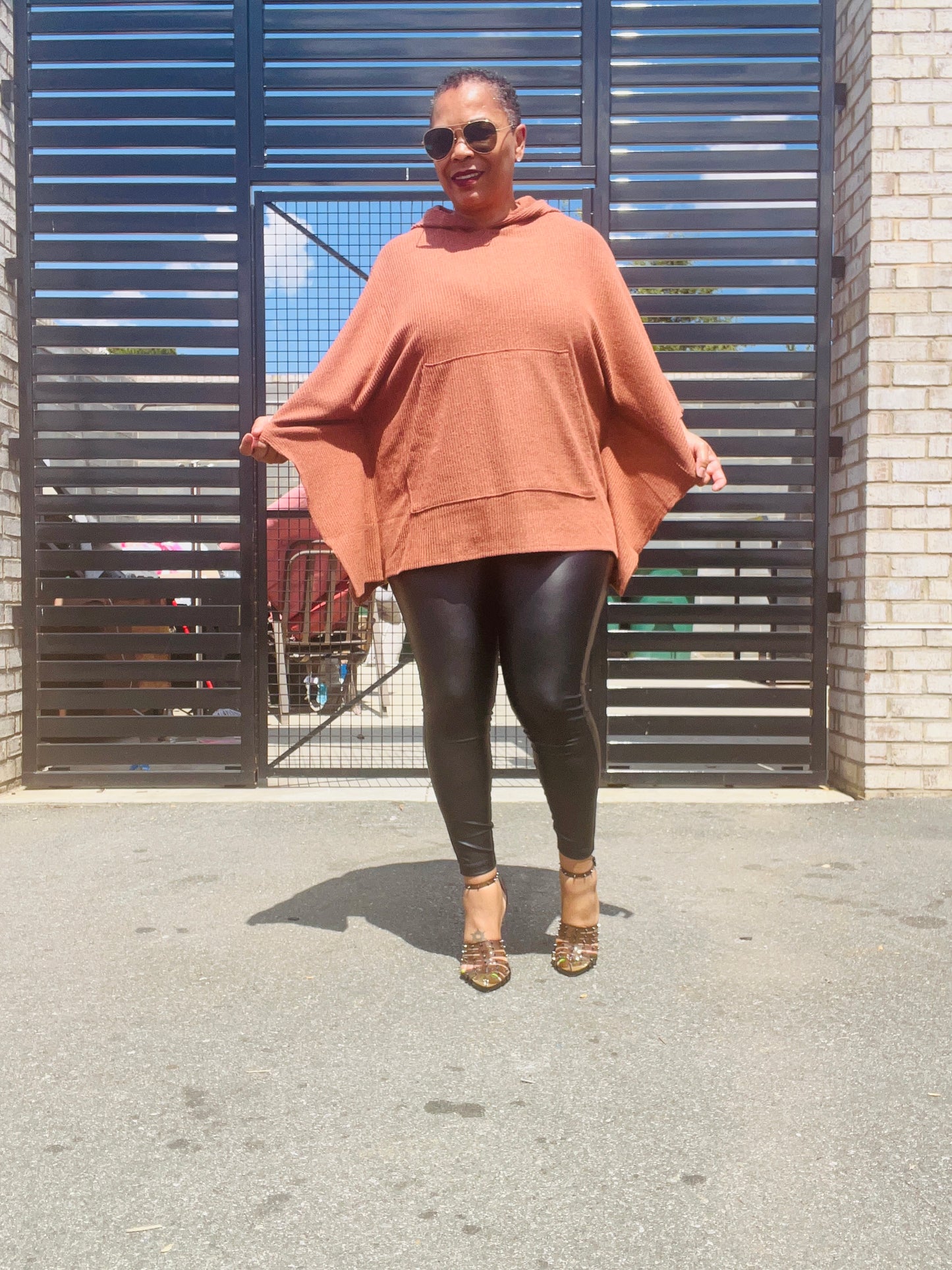 RIBBED KNIT PONCHO TOP