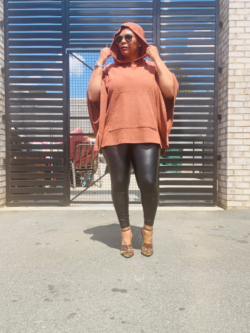 RIBBED KNIT PONCHO TOP